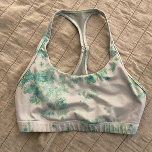 Lululemon racerback sports bra. Blue and white flowers (4)